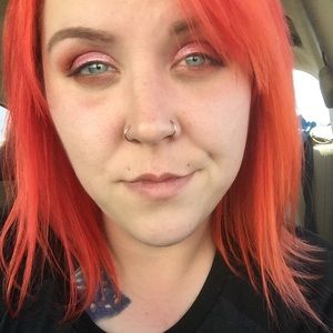 Meet your Posher, Carly